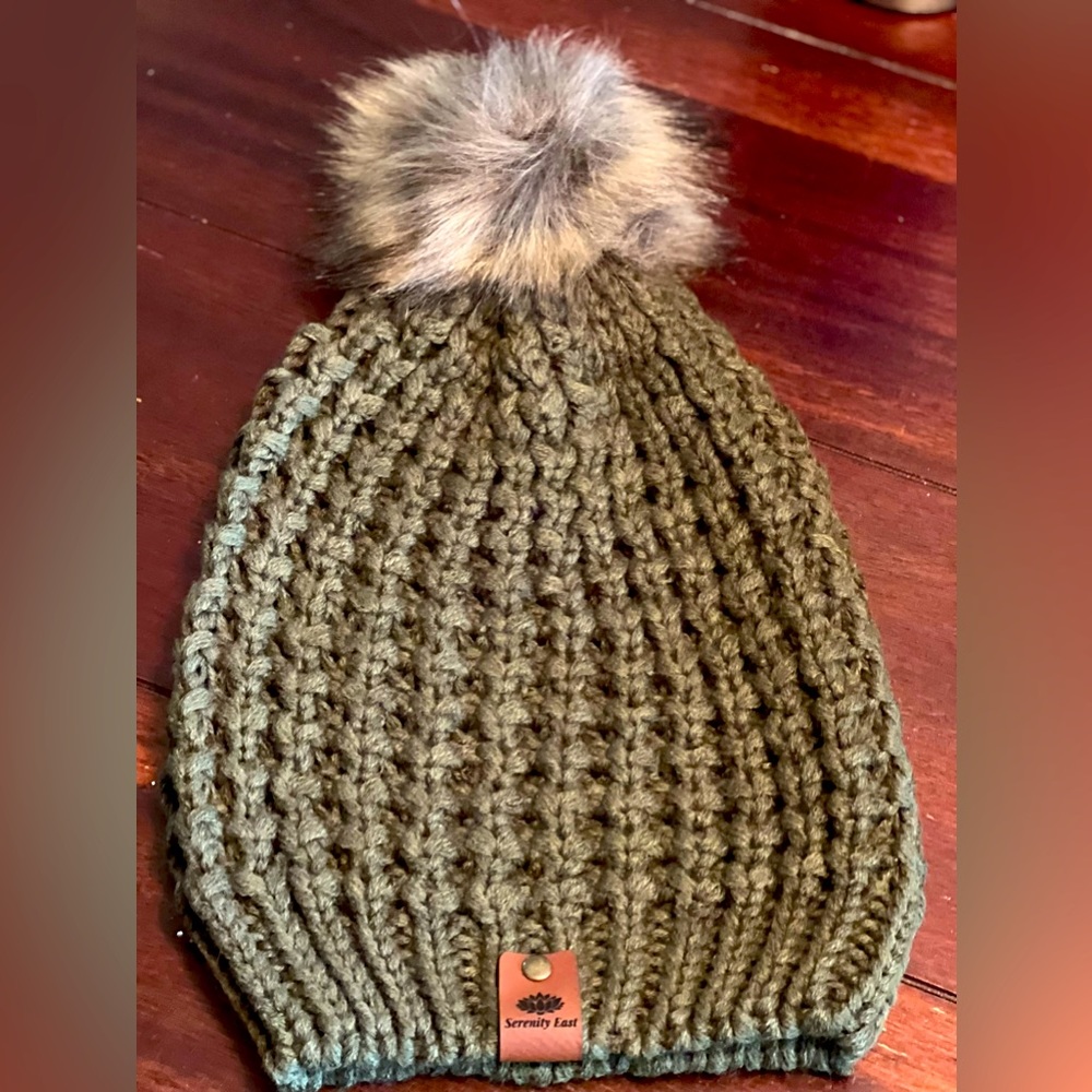 Knit olive green slouchy hat.